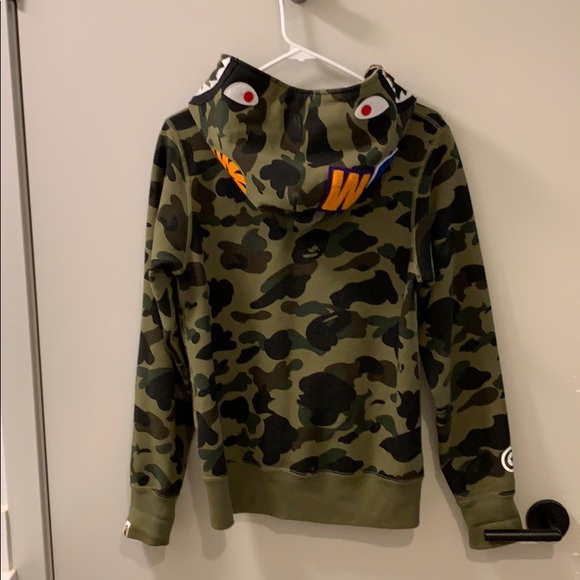 Bape Green camo zip up hoodie - Picture 2 of 8